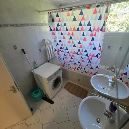 For 4 People With Garden View Homestay szállás